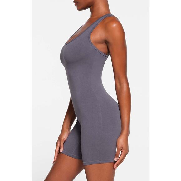 SKIMS Outdoor Mid Thigh Bodysuit - S - Picture 4 of 4